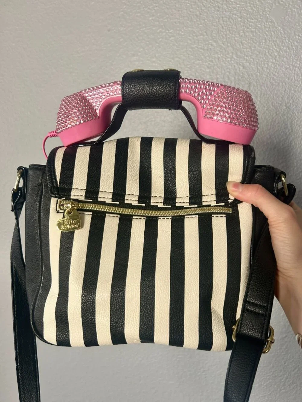 Betsey Johnson Kitsch Dial Up Rotary Phone Crossbody Bag with Phone